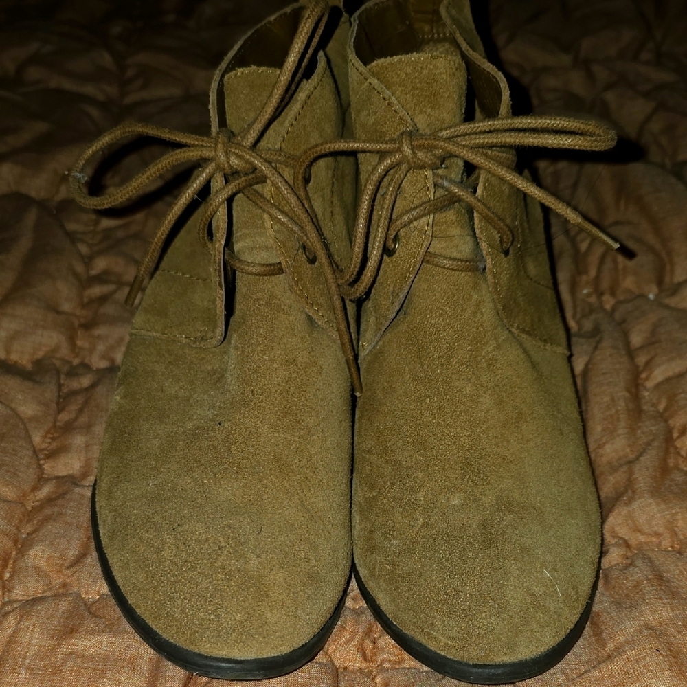 Tan Suede Lace-Up Boots LUCKY BRAND Sz 10 Or 40